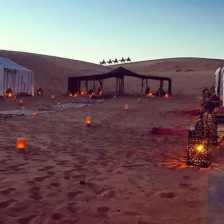 Mari Desert Camp Мерцуга Екстериор снимка