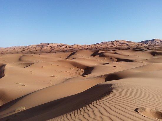 Mari Desert Camp Мерцуга Екстериор снимка